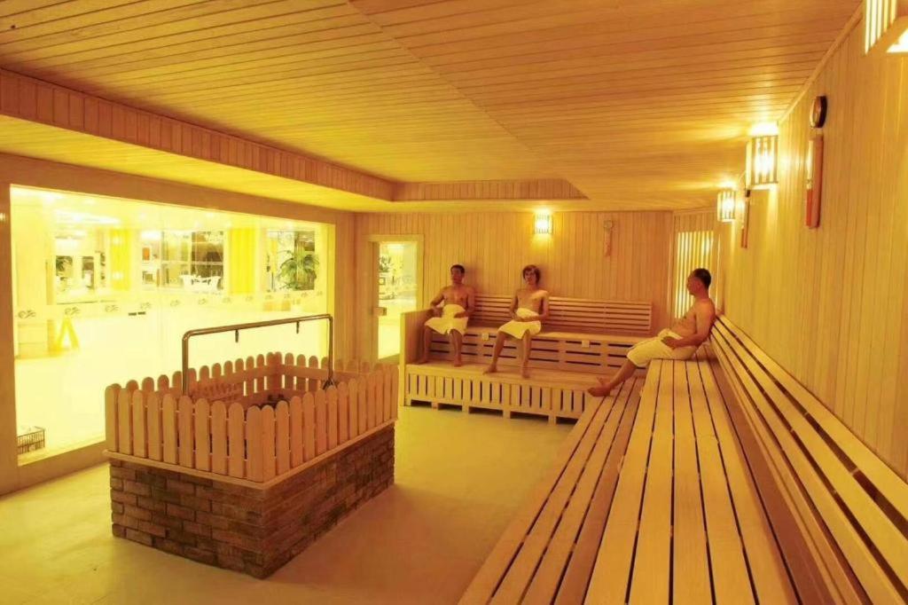 Cheermore Recreation Hotel Guangzhou Zhimao Yuan Ecological Spa Leisure Hotel Екстер'єр фото