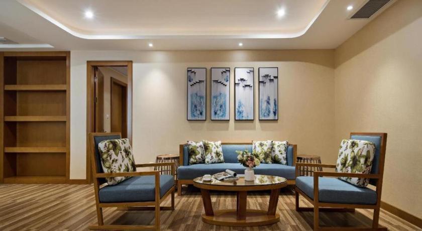 Cheermore Recreation Hotel Guangzhou Zhimao Yuan Ecological Spa Leisure Hotel Екстер'єр фото